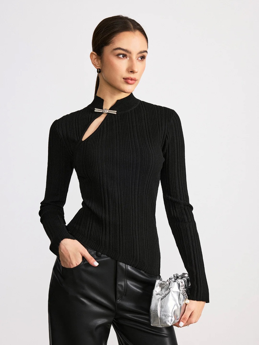 COMMENSE Metal Knot Detail Asymmetric Ribbed Sweater